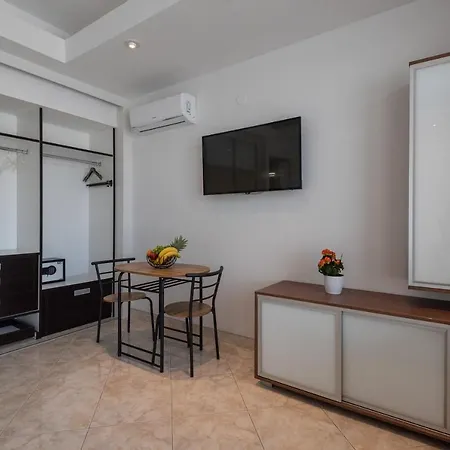 Apartment Sweet Nest *
